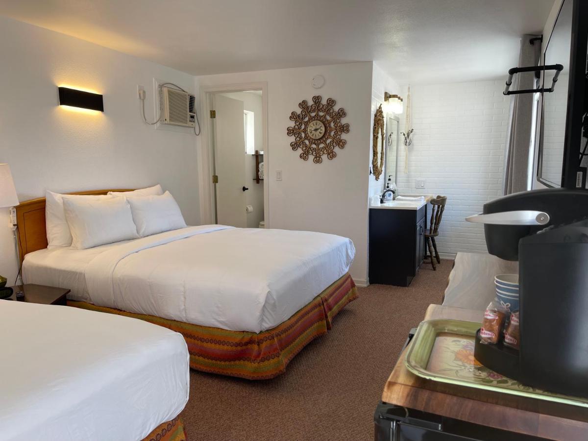 The Aztec Motel & Creative Space Seligman Esterno foto