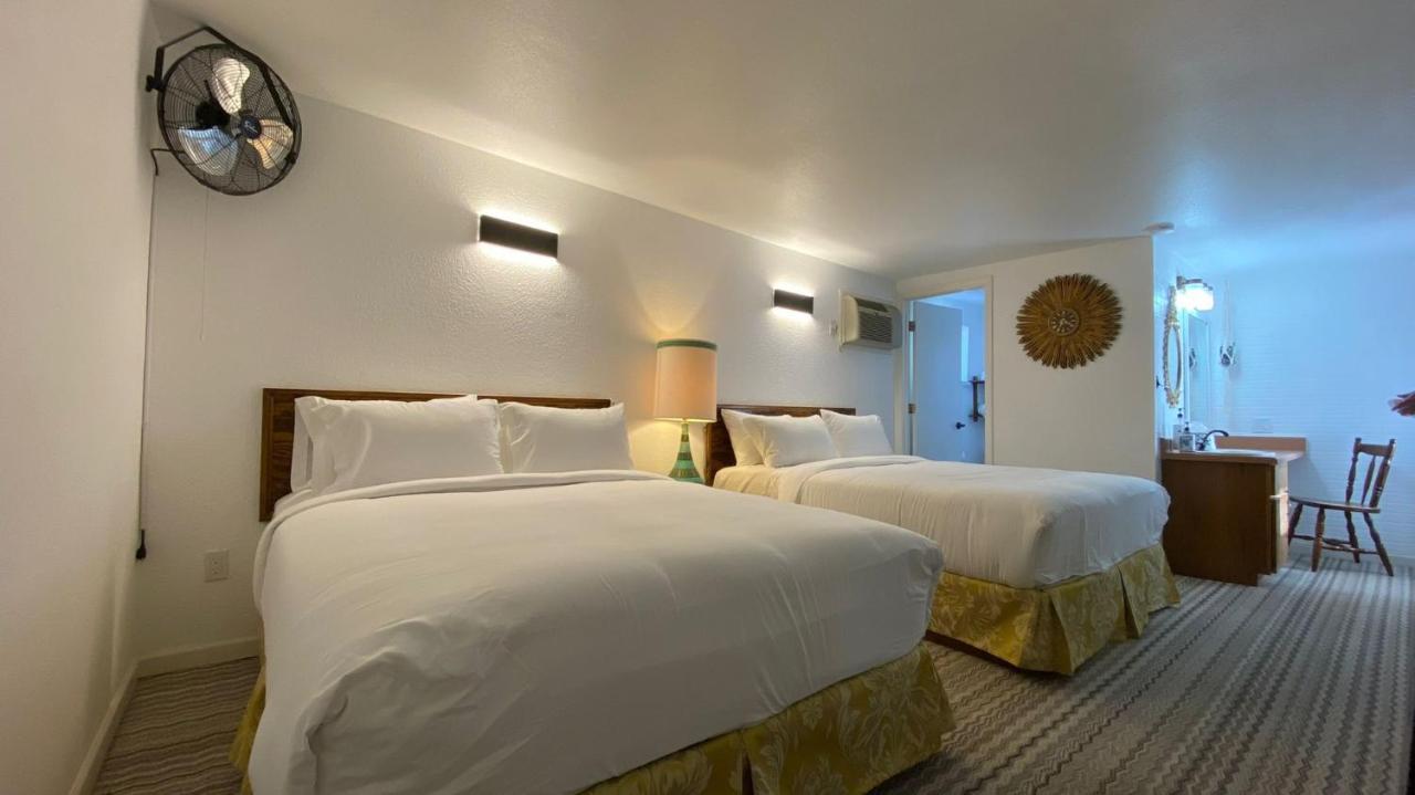 The Aztec Motel & Creative Space Seligman Esterno foto